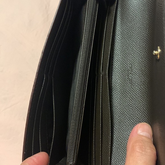 Authentic Coach long wallet soft canvas. - Picture 8 of 10